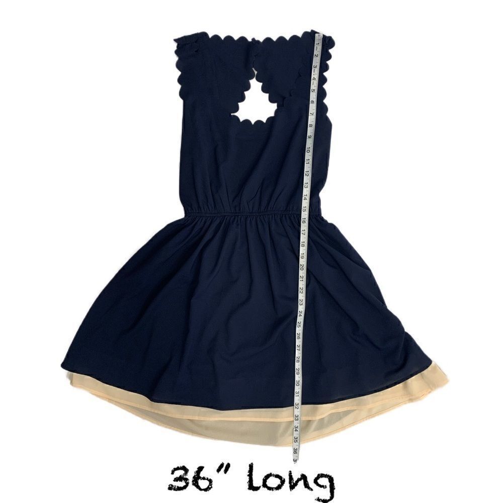 Double zero open back Navy dress - Picture 5 of 10
